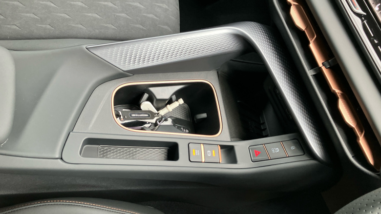 CUPRA Terramar 1.5 eTSI 150 V2 5dr DSG Petrol Hatchback